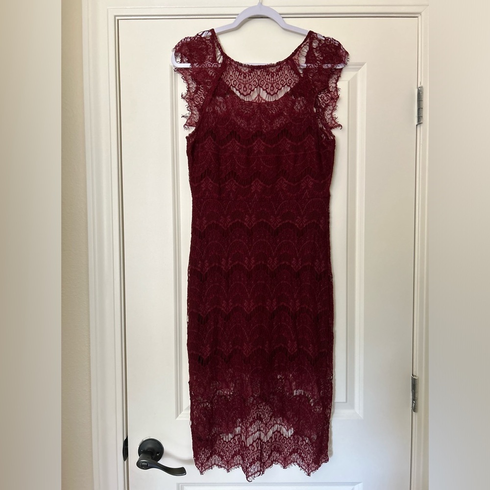 Free People Peekaboo Burgundy Lace Dress Size M NWOT - Picture 5 of 10